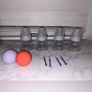 10-Piece Baby Bundle – mōmi Glass Bottles+Cleaning Tools+Silicone Sensory Balls